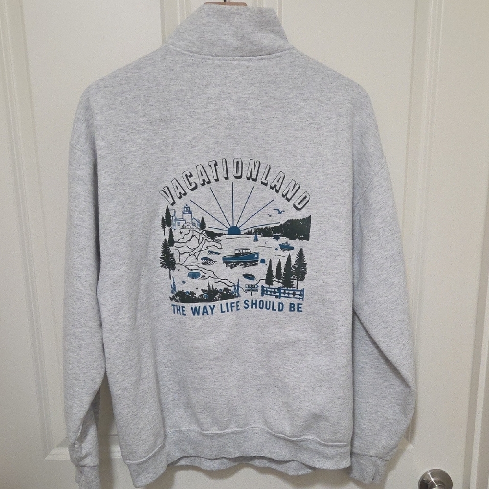Vacationland Graphic Grey Crewneck Sweatshirt